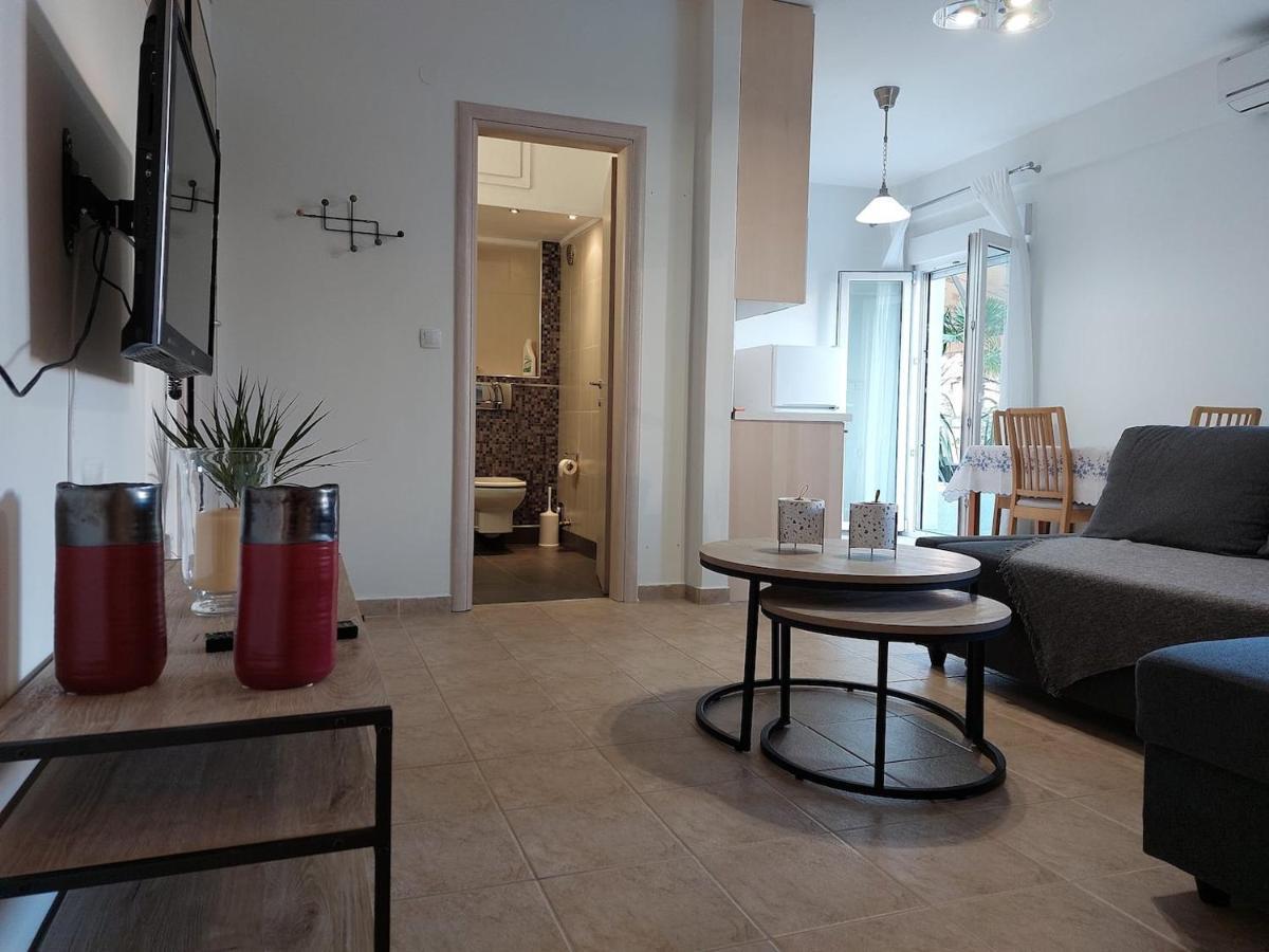 Ρετιρέ Στο Κέντρο Της Κατερίνης Apartment Exterior foto